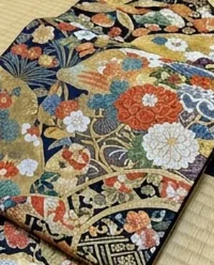 黒地に花丸文の袋帯（イメージ）